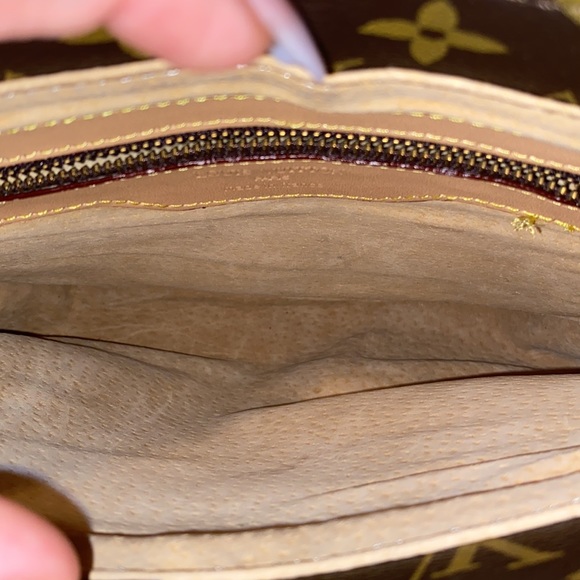 Louis Vuitton Vintage - Picture 6 of 9